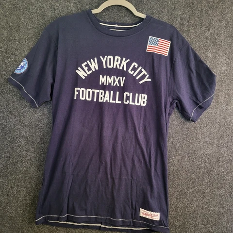 MENS MLS MITCHELL & Ness Medium New York City Football Club Tailored Fit Cotton Cover