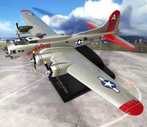 Executive Series Mahagoni Boeing B17 Flying Fortress "Blood 'n Guts" Maßstab 1:72 - Bild 1 von 16