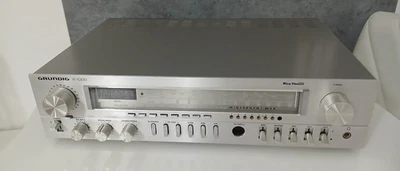 Grundig R1000 Stereo Receiver Amplificatore 2 Canali Sintonizzatore Gifi Argento - Immagine 1 di 4