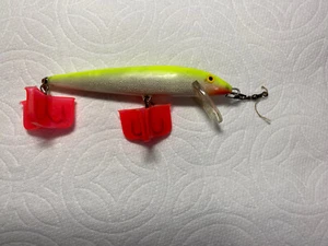 Lure ~ Rapala Countdown  white/yellow back 4 1/4'' crankbait lure ~ Vintage - Picture 1 of 7