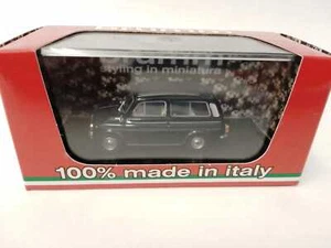 Brumm Fiat 500 Giardiniera chiusa blu scuro 1960 1/43 R425-06 - Foto 1 di 2