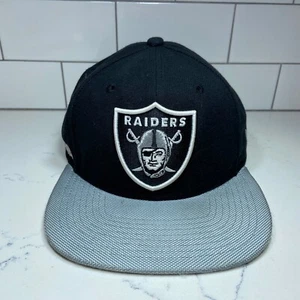 RARE NEW ERA 9Fifty Snapback Cap Hat Oakland Raiders Black Grey Hologram Brim - Picture 1 of 10
