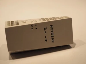 Netgear Nighthawk® X4 Dual-band WiFi Mesh Extender, 2.2Gbps, Internal Antenna - Picture 1 of 3