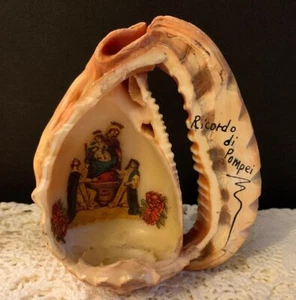 Vintage Italy Shell Art Religious 1950"s Ricordo di Pampei Figurine - Picture 1 of 6