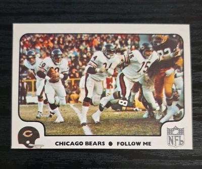 1977 Fleer Teams in Action (Follow Me) Chicago Bears #31 Walter Payton - Image 1 of 2