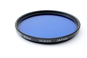 *NEAR MINT* Nikon Black Rim Screw-In B12 Blue 62mm Lens Filter From Japan 546129 - Picture 1 of 6