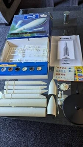 Kit Modelo Vintage Heller Ariane 5 Rocket 60441 Escala 1/125 - Imagen 1 de 13