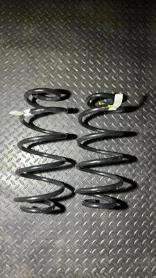 Muelles helicoidales traseros Jeep Wrangler JL 68253590AA Foto 1 de 4