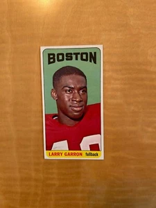 1965 TOPPS FOOTBALL #10 LARRY GARRON!! GORGEOUS CENTERING!! $1 SHIPPING!! - Picture 1 of 2