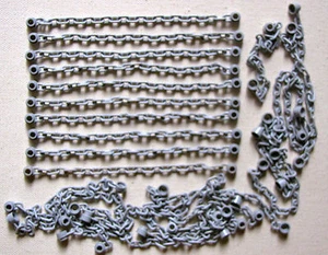 LEGO LOT OF 25 LIGHT BLUEISH GREY CASTLE KINGDOMS STAR WARS CHAIN LINKED CHAINS - Picture 1 of 1