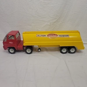 Vintage 1970s TONKA Pressed Steel & Plastic Super Tanker Red And Yellow 26” USA - Picture 1 of 17