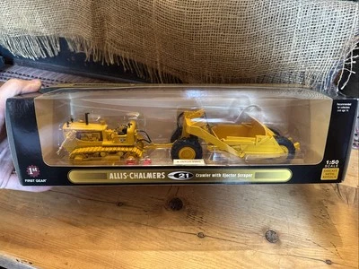 1/50 Allis Chalmers HD21 Crawler With Ejector Scraper In Box - Image 1 of 4