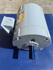 USED    MARATHON ELECTRIC  3PHASE MOTOR 5HP, 184T FRAME, TYPE TDR-BE - Picture 1 of 7
