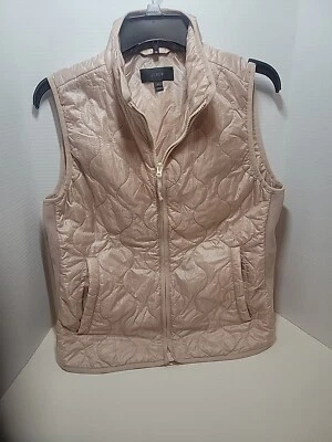 Colete feminino J CREW acolchoado em camadas Primaloft médio ouro rosa com zíper embalável  - Imagem 1 de 4