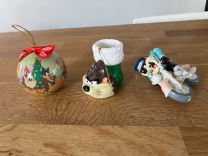 set of 3 vintage Taz Tasmanian Devil Christmas ornaments - Picture 1 of 20