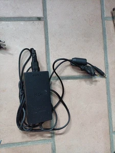 ORIGINALE Sony PlayStation 2 ps2 Slim Alimentatore Adattatore AC SCPH - 70100 - Foto 1 di 2