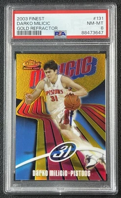 Darko Milicic PSA 8 2003-04 TOPPS FINEST #131 REFRACTOR DORADO NOVATO RC 15/25 Foto 1 de 2