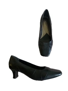 K By Clarks Shoes Black Soft Leather SlipOn Smal Heel Size 6.5 VGC Read Descript - Picture 1 of 8