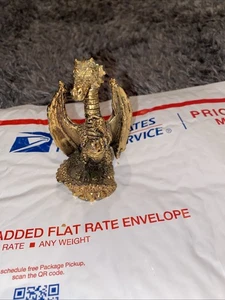 Figura de colección 1978 peltre tono dorado dragón RPG tsr mítica como d&d gaming - Imagen 1 de 8