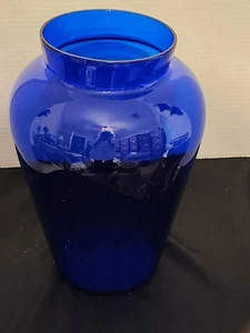 Handblown Large COBALT BLUE GLASS VASE 11. 3/4 ins . - Picture 1 of 4
