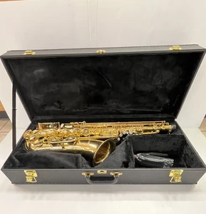 VIENNA BY WOODWIND TENOR SAXOPHONE W/ HARD CASE - Picture 1 of 24