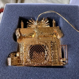 Danbury Mint 2005 FESTIVE FIREPLACE Gold Plated Christmas Tree Ornament 23K Box - Picture 1 of 2