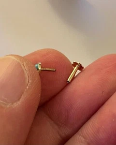 Genuine 9ct Yellow Gold Turquoise Stone Cartilage Labret Earring 0.21 Grams - Picture 1 of 5