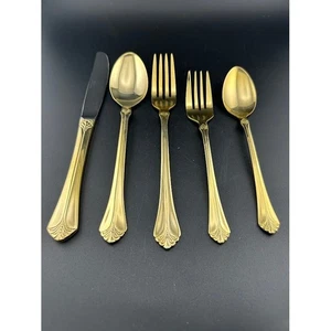 Wallace China Gold Electroplated Plume Flatware Set - Service for 4, 20 Pieces - Picture 1 of 5