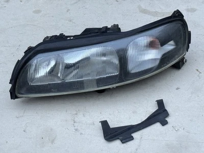 Volvo V70 II Scheinwerfer Frontscheinwerfer Links 89004805, 8620686 Original - Bild 1 von 4