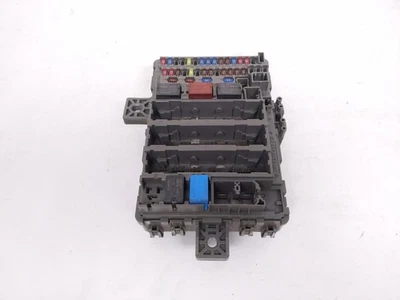 2014-2015 Honda Civic Driver Cabin Fuse / Junction Box  38200-Tr7-A11 - Image 1 of 4