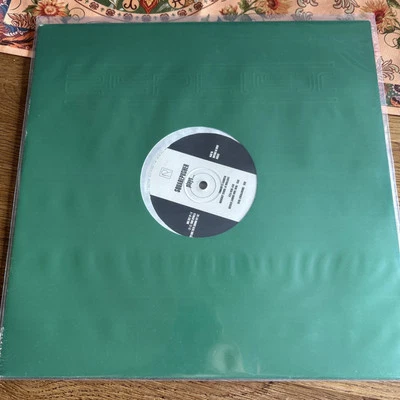 Squarepusher - Plays… / Rephlex / DOG037 / 1996 - Image 1 of 4