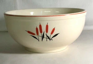 Universal Potteries Rohrkolben 7 3/4" Salatschüssel mit Fuß - Bild 1 von 2