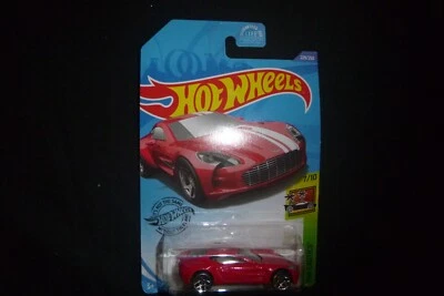 Hot Wheels HW Exotics Aston Martin One-77 7/10 - Image 1 of 2