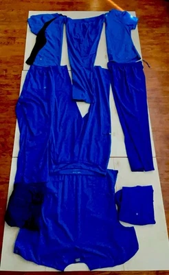 女士 - Medical S.C.R.U.B.S 多套 XL & 2X -(共 5 件套) — 第 1/4 张图片