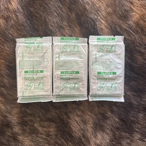 3 Pack Fujifilm Instant Film Instax Mini - Picture 1 of 5