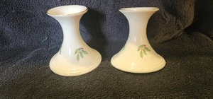 Par de candelabros vintage Lenox Holiday Holly Leaves - Imagen 1 de 4