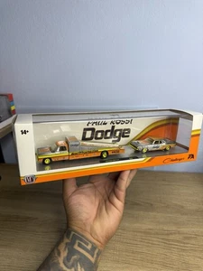 M2 Haulers 1974 Dodge D300 Truck & 1970 Dodge Challenger T/A *SUPER CHASE 1/250* - Picture 1 of 5