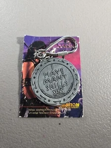 Llavero de metal Xena - 1998 Tron Creation Entertainment - Tengo muchas habilidades - Imagen 1 de 3