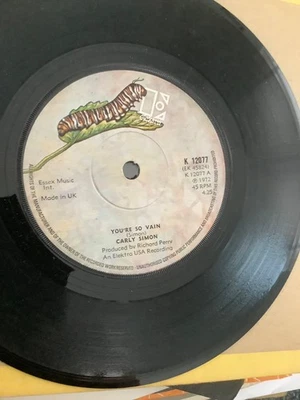 Carly Simon.   You’re so vain.    7” vinyl.   1972. Elektra - image 1 of 2