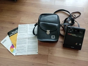 Fotocamera istantanea Kodak EK160 vintage anni 70 con borsa da trasporto in pelle originale Kodak - Foto 1 di 10