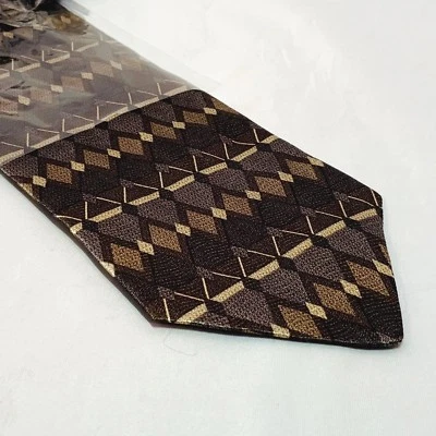 Croft & Barrow Brown Diamond Geometric Silk Men's Necktie Sleeved D2 - Image 1 of 3