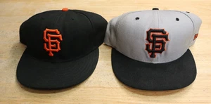 Lotto 2 cappelli San Francisco Giants vintage anni 90 nuova epoca taglia 7 3/4 MLB MADE IN USA - Foto 1 di 14