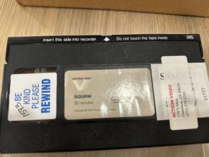 Squirm JAPANESE HORROR VHS RARE CULT WORMS VESTRON VIDEO CULT - Foto 1 di 2