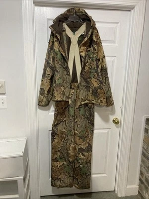 Cabelas Mens Large Dry Plus Advantage   Brown Hunting Camo Jacket & Pants  - Image 1 of 4
