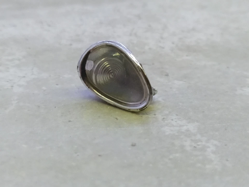 1/16 Phare avant droit Ferrari 250 GT California Polistil — 第 1/1 张图片