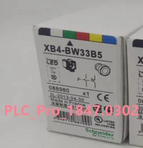 XB4BW33B5 1PCS NEW Schneider XB4-BW33B5 Button switch  Fast delivery #G - Picture 1 of 4