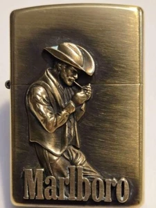 Accendino ad olio Zippo Marlboro Cowboy ottone dorato lavorazione unilaterale senza scatola da JP - Foto 1 di 3