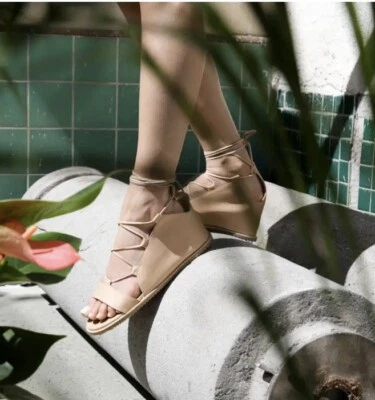 Sandalia LD TUTTLE The SLIP Talla 38 Cuña Oculta Tirantes Gladiador NEGRA Foto 1 de 4