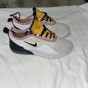 Nike Air Max Motion 2 Shoes Womens Size 7.5 Running AO0352-104Sneakers Athletic - Picture 1 of 12