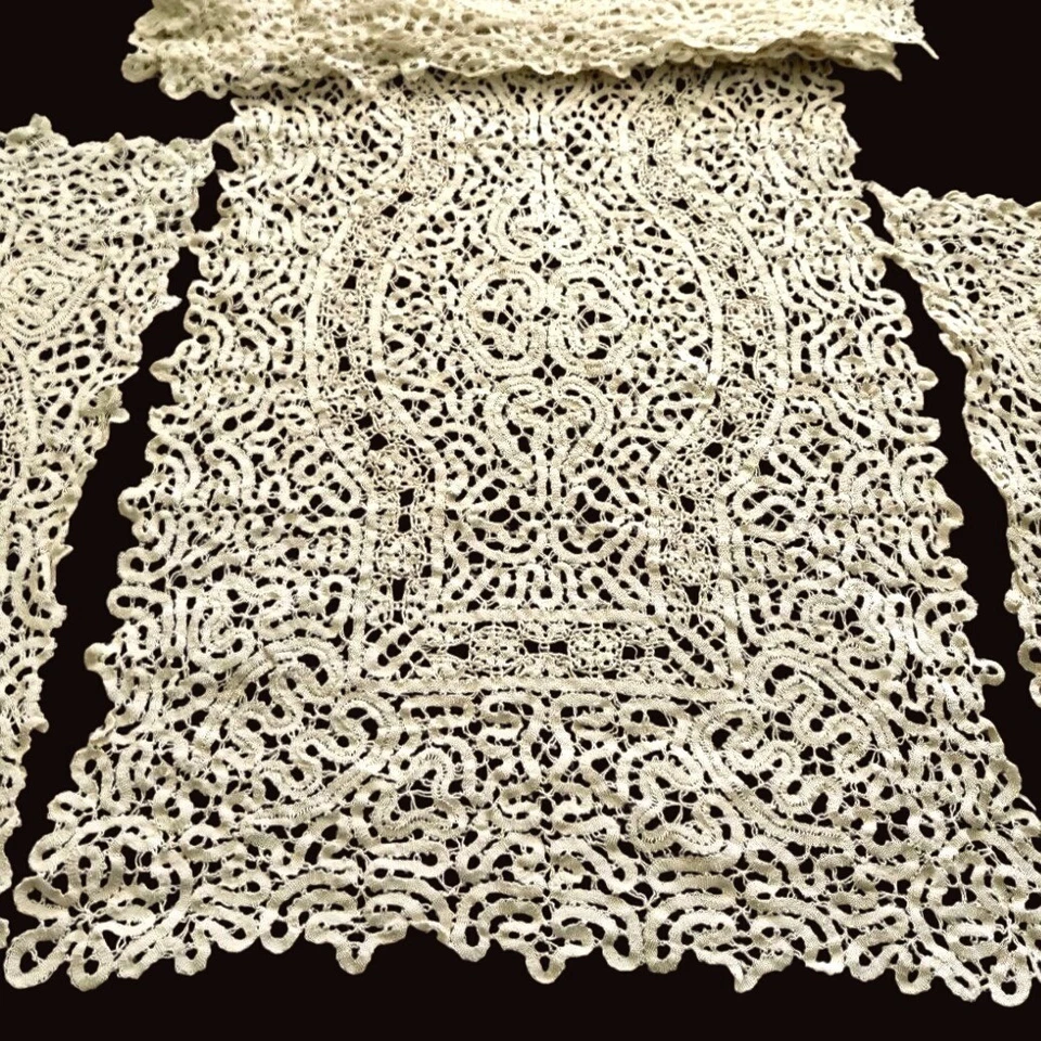Antiguo corredor de mesa de encaje bobina hecho a mano y 8 manteles individuales aguja encaje aguja trabajo Foto 1 de 4
